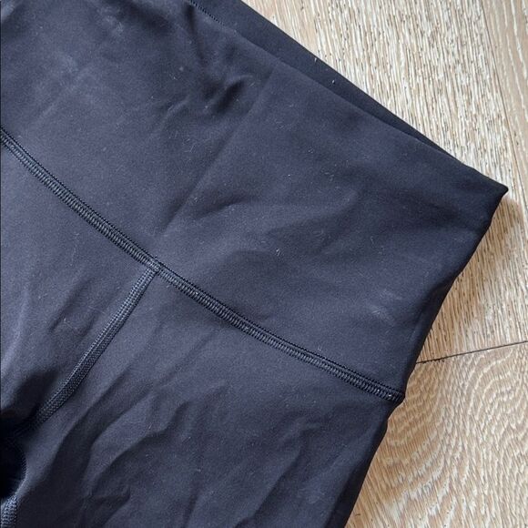 lululemon Wunder Train High-Rise Tights Black 25" Sz2 - Picture 3 of 13